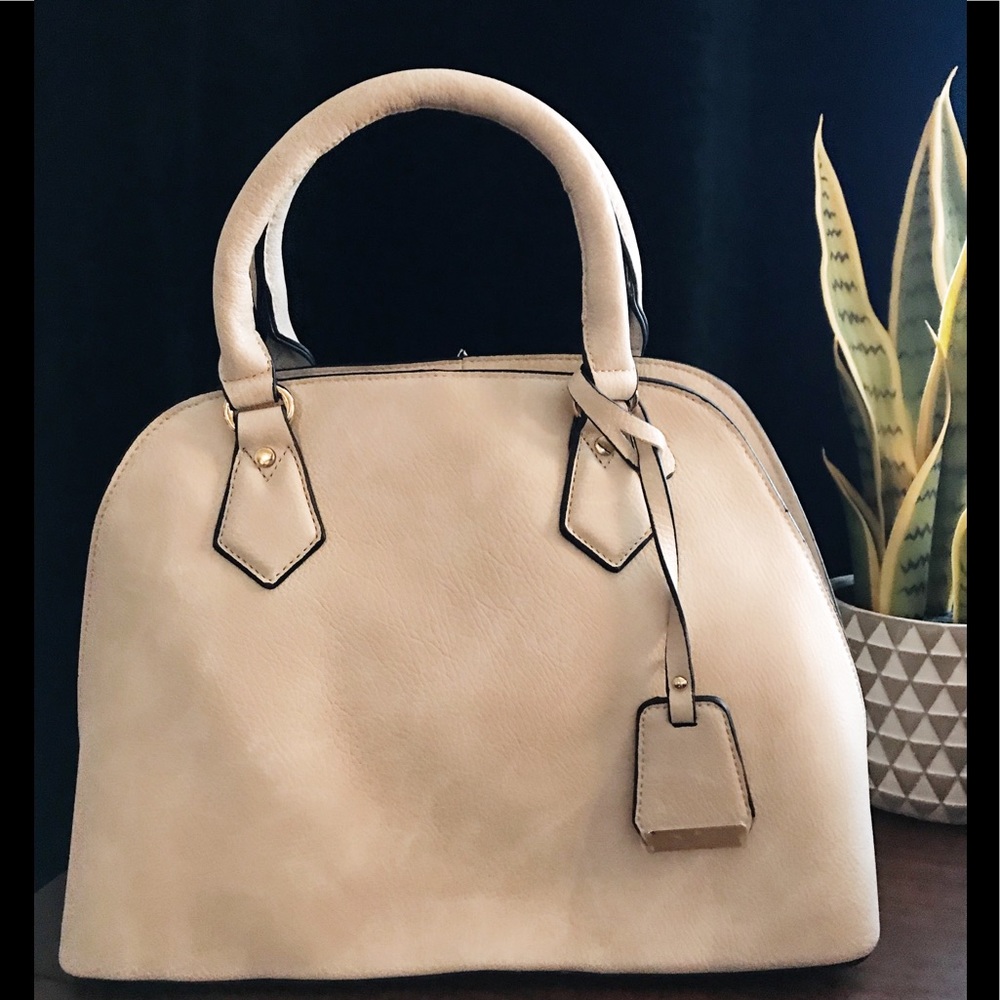 Classy Cream Bag